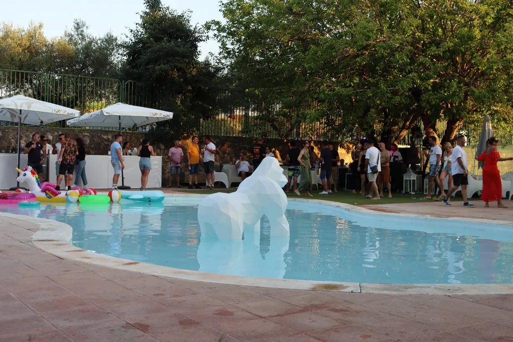 PoolParty-86_AnnaClub